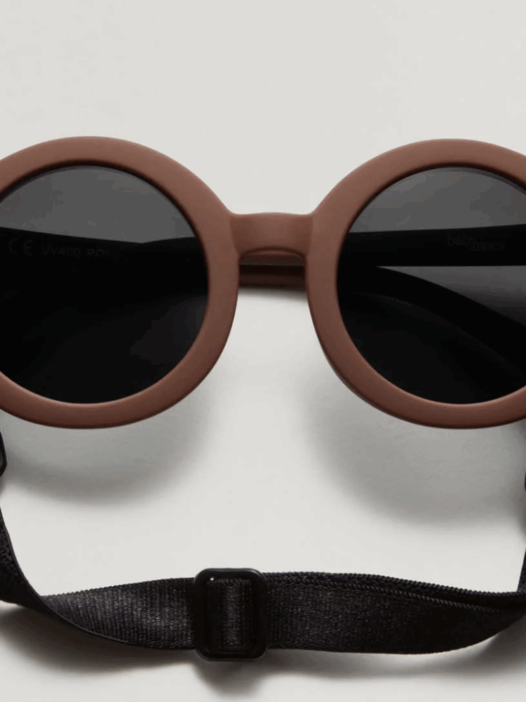 Lunette de soleil brun