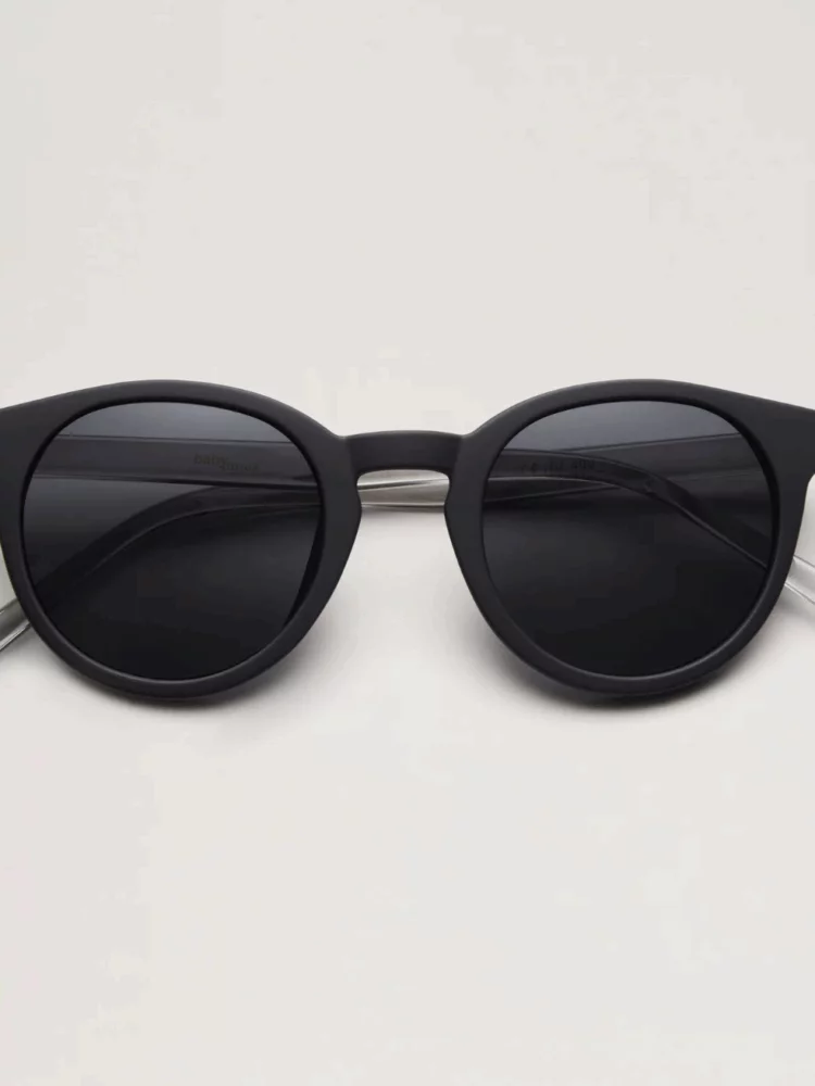 Lunette de soleil enfant noire