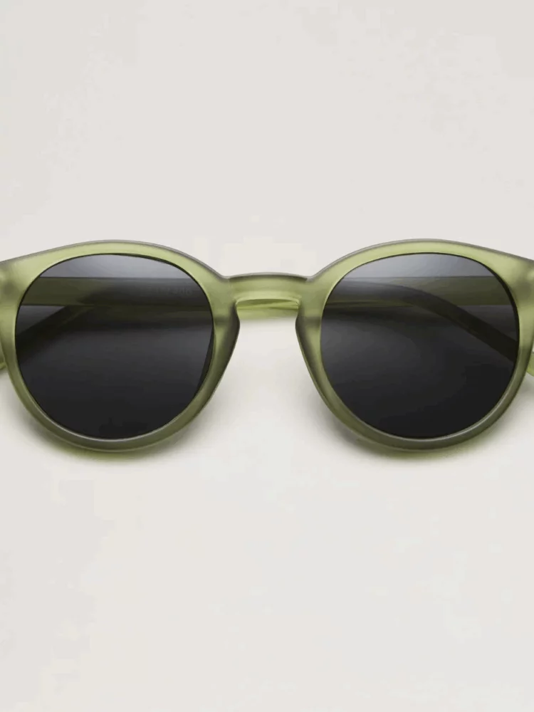 Lunette de soleil enfant vert