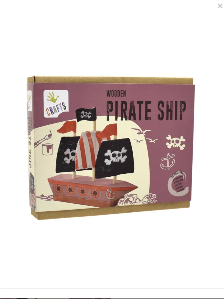 Bateau pirate en bois