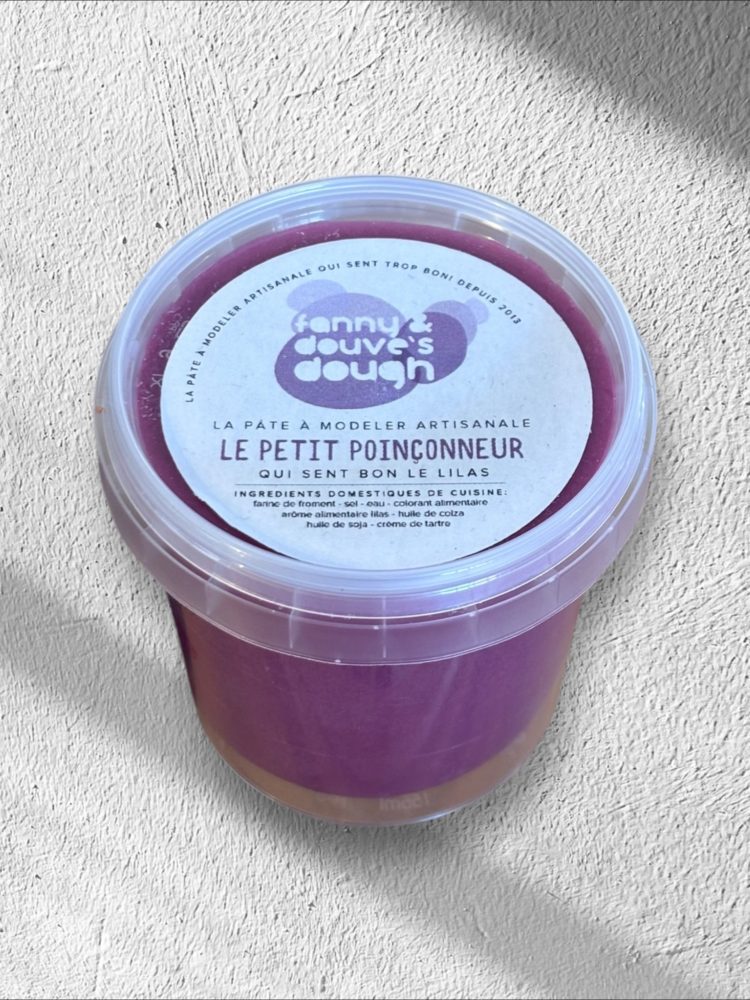 Pâte à modeler - Le petit poinçonneur