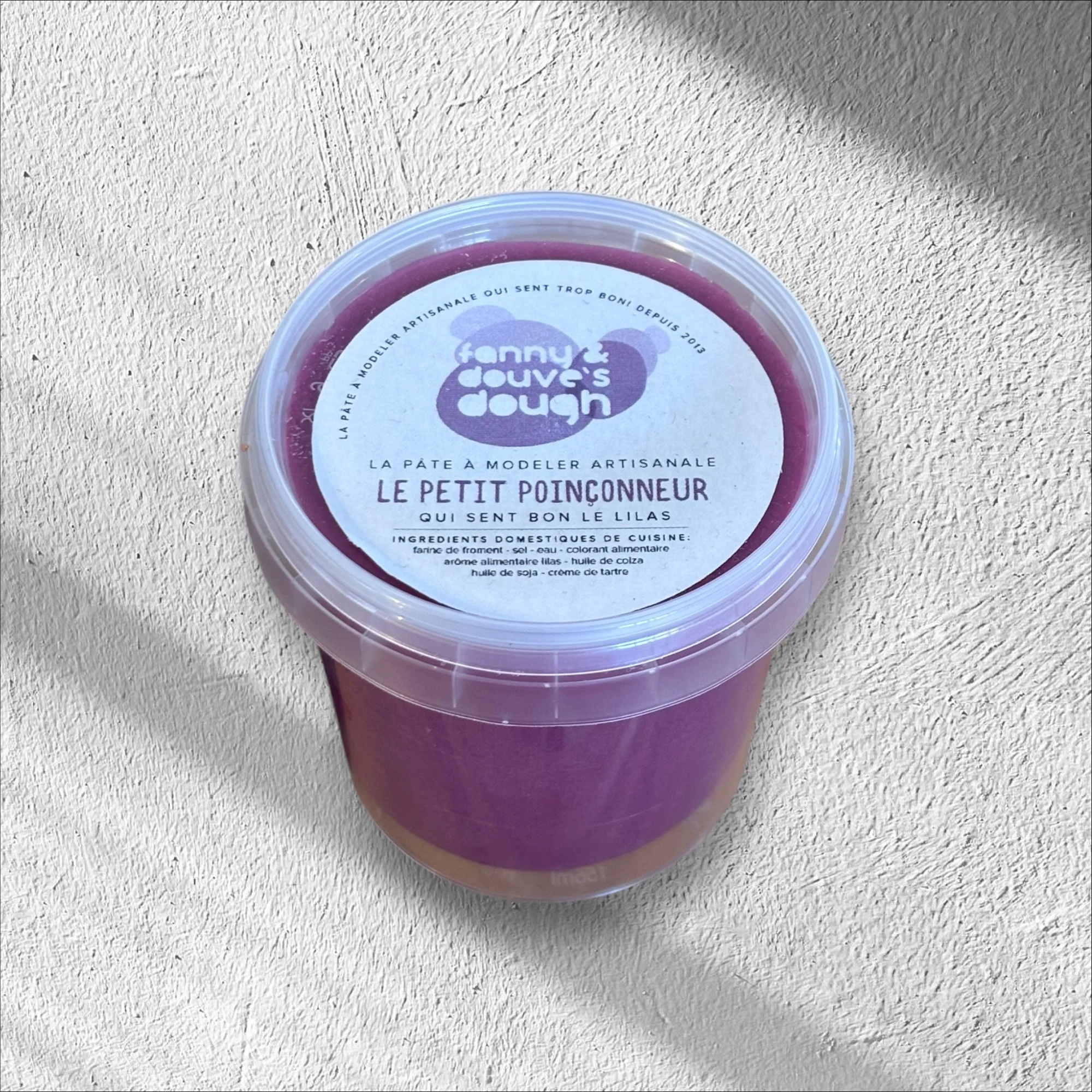 Pâte à modeler - Le petit poinçonneur