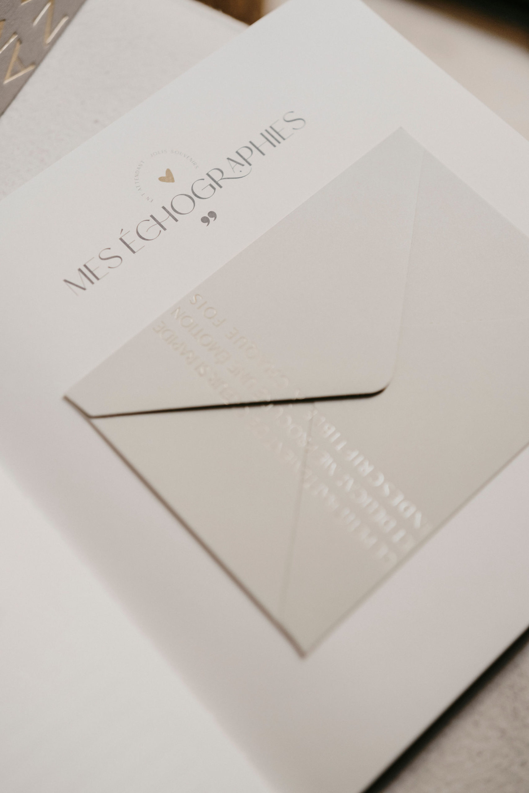 Livre de naissance Petit Amour Beige – Image 2