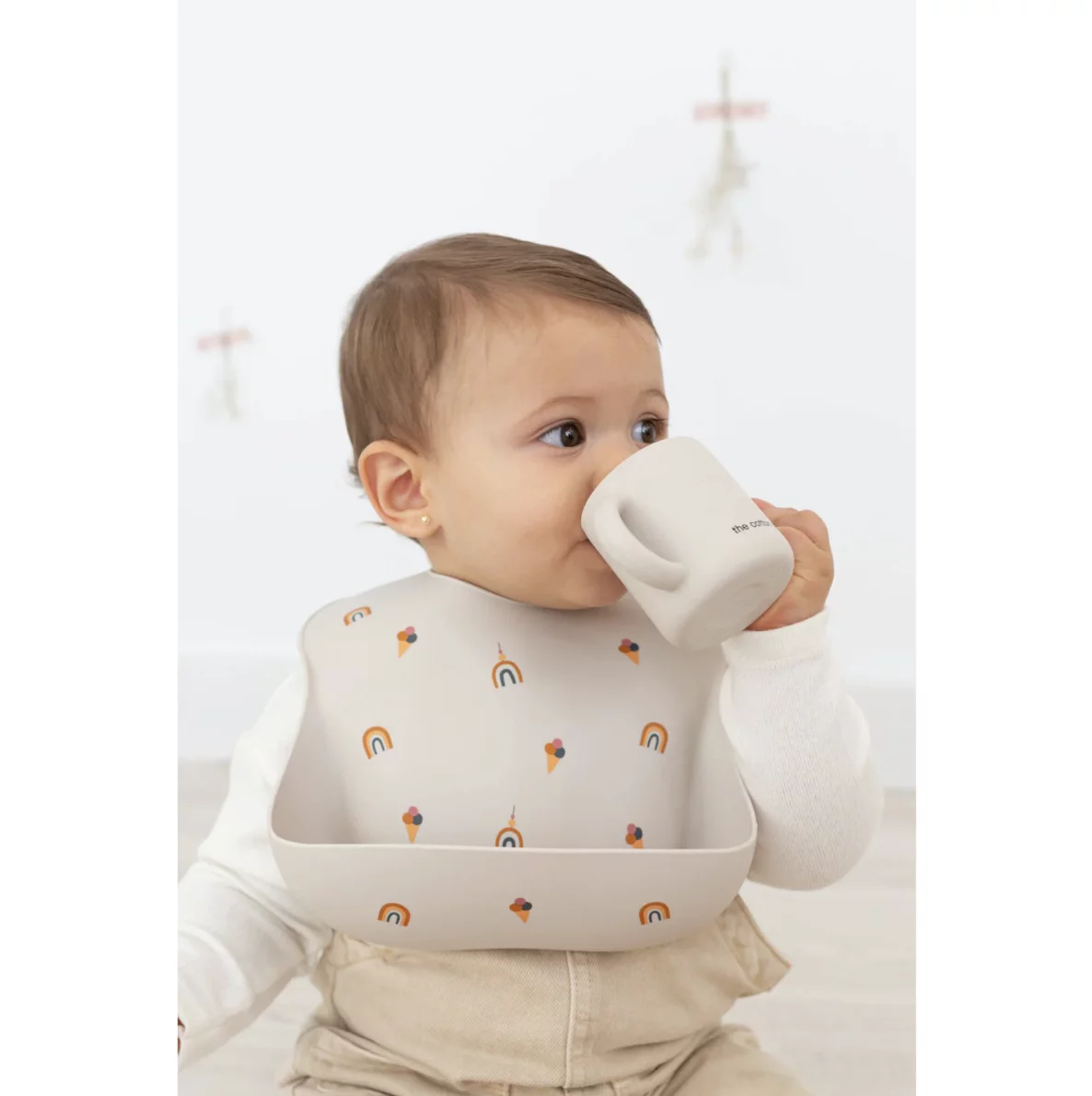 Tasse en silicone rose poudré – Image 2