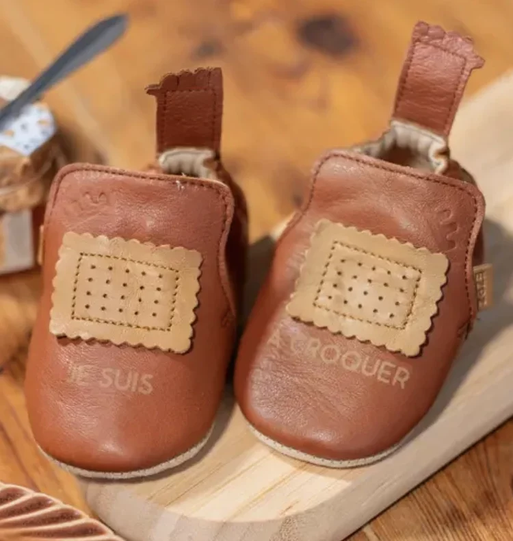 Chaussons bébé en cuir MON BISCUIT BLUBLU Marron